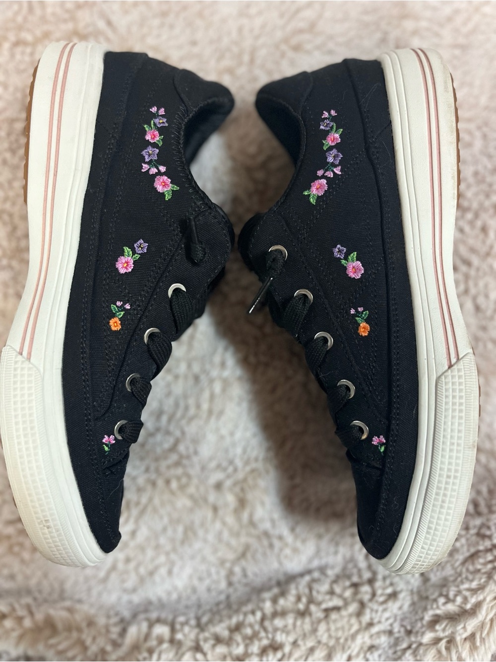 Skechers Arch Fit Arcade Subtle Bouquet Black Canvas Floral Sneakers - Picture 5 of 6